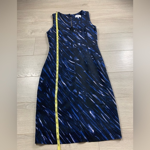 MILLY Blue Brushstroke Print V-Neck Sheath Work Career Office Midi Dress - Picture 14 of 15